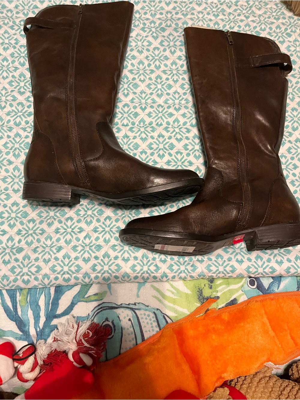 Born Men's Dark Brown Leather Boots